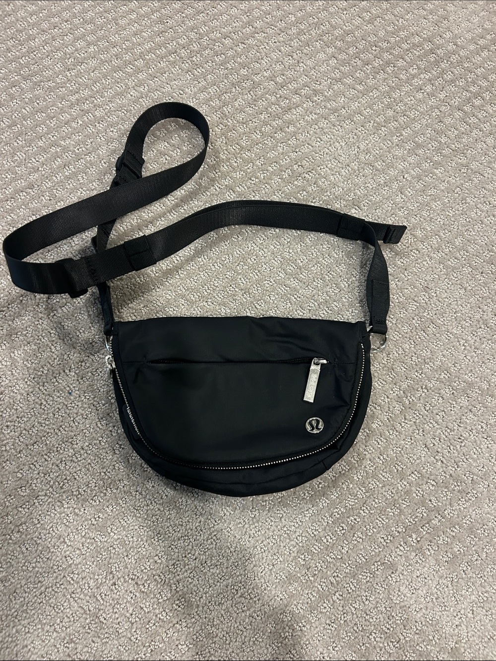 Lululemon Black Nylon Sling Belt Bag